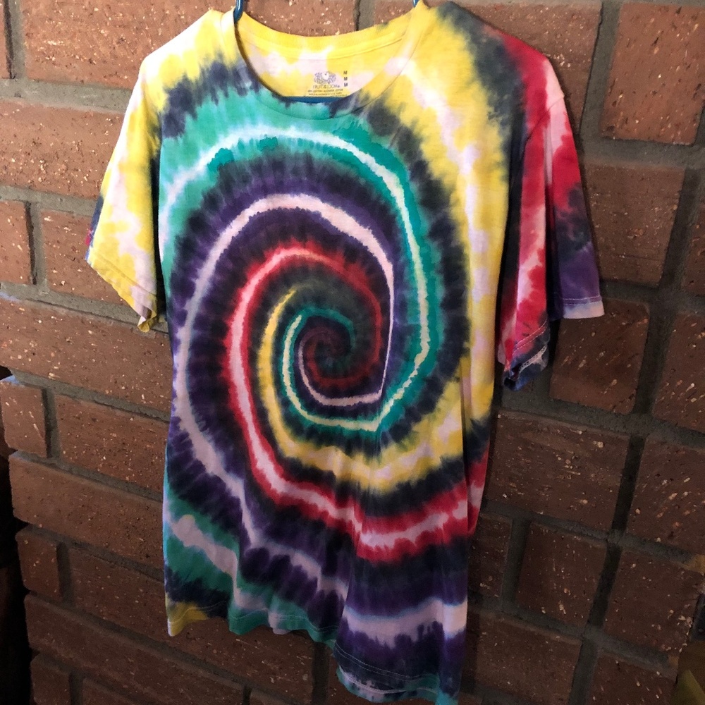 Spiral tie dye shirt